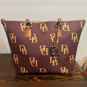 Dooney & Bourke Large Monogram Wren Tote in Wine